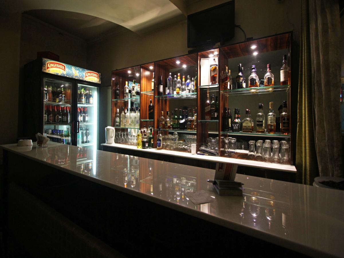 Oyo 8132 Hotel Kukreja Dehradun Eksteriør billede