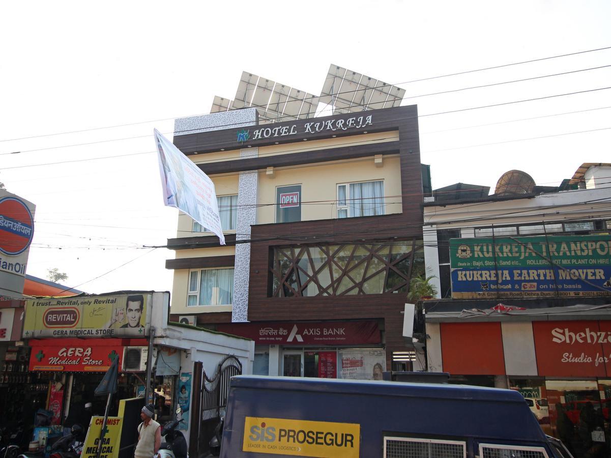Oyo 8132 Hotel Kukreja Dehradun Eksteriør billede