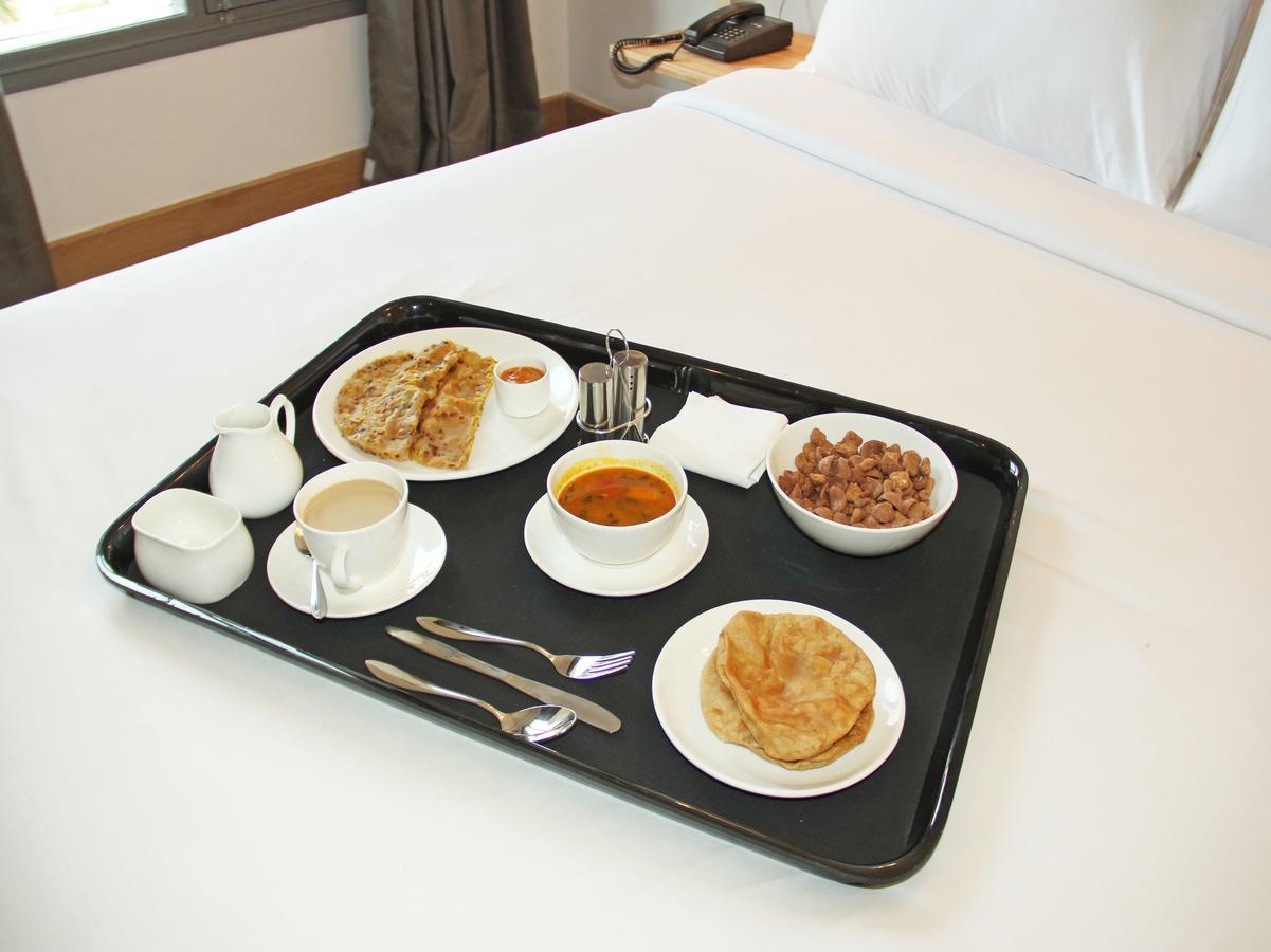Oyo 8132 Hotel Kukreja Dehradun Eksteriør billede
