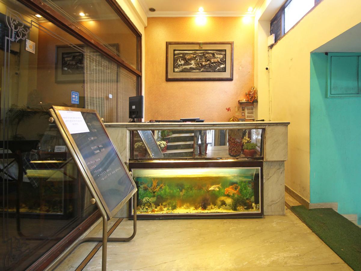 Oyo 8132 Hotel Kukreja Dehradun Eksteriør billede