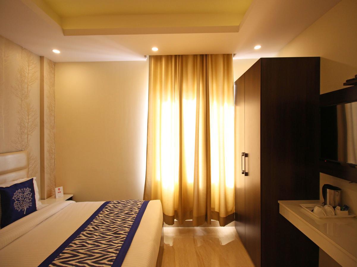 Oyo 8132 Hotel Kukreja Dehradun Eksteriør billede