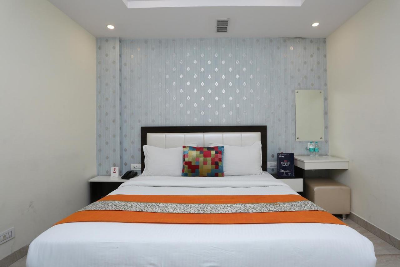 Oyo 8132 Hotel Kukreja Dehradun Eksteriør billede